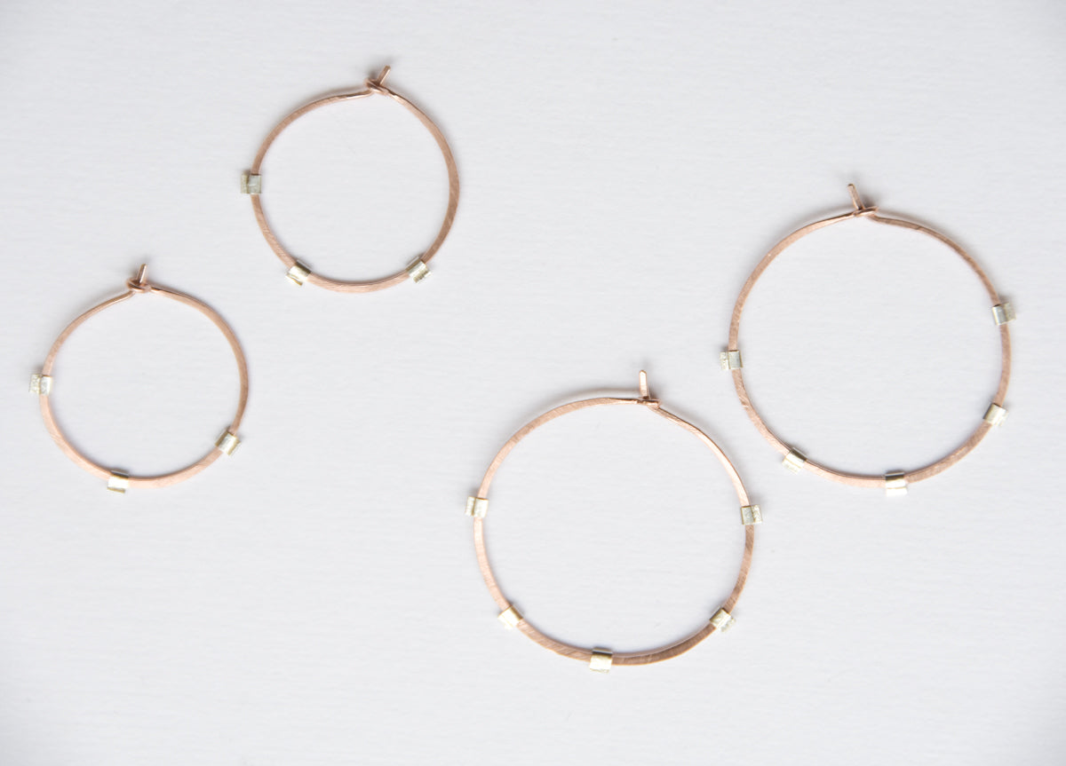 14K Gold Medium Plain Hoop Earrings | Eternate